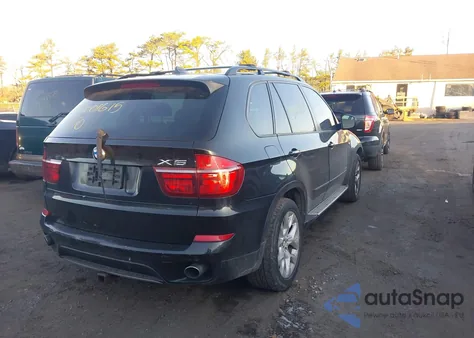 2013 BMW X5 xDrive35I/xDrive35I Premium/xDrive35I Sport Activity из США, поврежденный, VIN 5UXZV4C54D0B10614